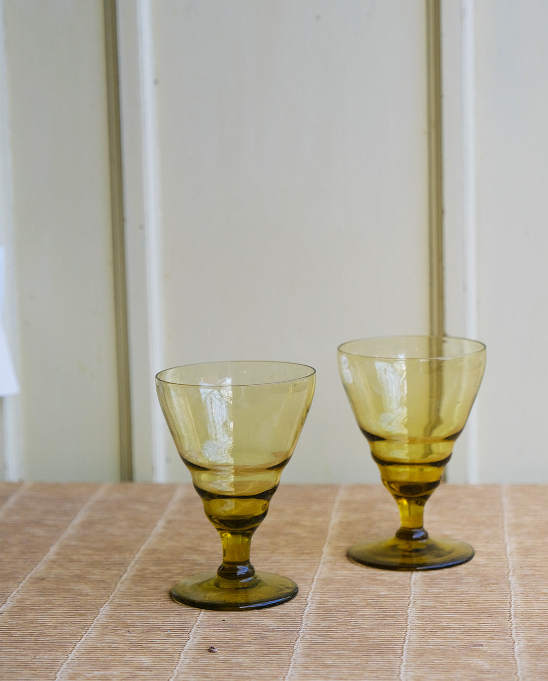 Paire de verres Art déco, teintés vert, vintage